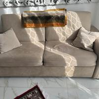 Divano letto due ampie sedute