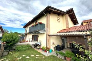 PORZIONE DI BIFAMILIARE A USMATE VELATE