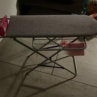 Tavola da stiro, bambina