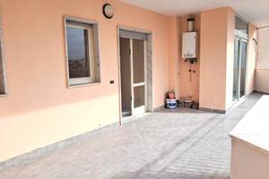 App 3 vani 2° piano con ascensore in P/co