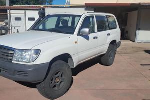 TOYOTA HZJ 105