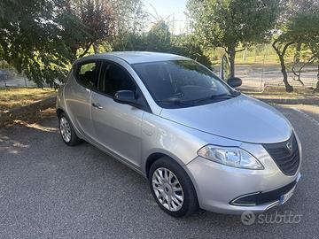 Lancia ypsilon 3 serie