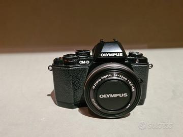 Olympus OM-D EM-10 fotocamera mirrorless