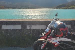 ducati hyperstrada 821