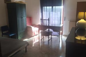 Stanza in appartamento grande condiviso
