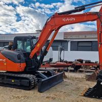 escavatore KUBOTA KX80-4