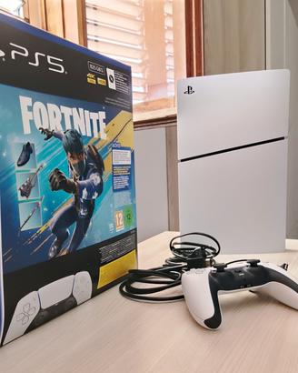 PS5 Slim Come Nuova con Scatola e Accessori