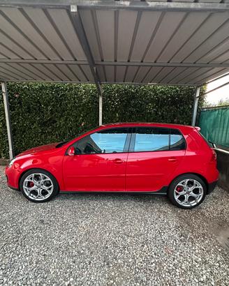 Cerchi e gomme golf gti