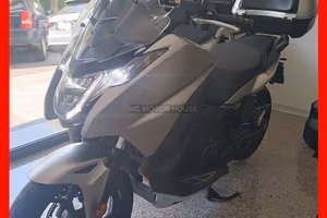 Honda integra 750 dct .rate.permute.garanzia.euro4