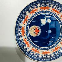 2 Piatti celebrativi Regina Inghilterra Elizabeth