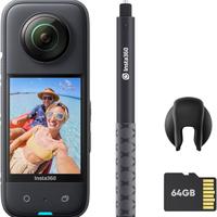 Insta360 X3 con accessori