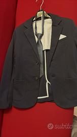 Completo da cerimonia blu, camicia e cravatta