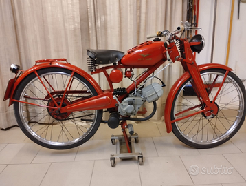 Epoca Moto Guzzi Guzzino 65