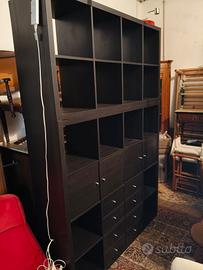 libreria con cassetti 