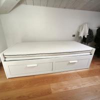 Letto divano Ikea Brimnes 