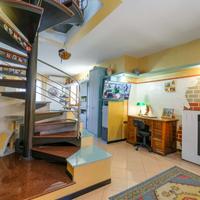 NEMBRO,TRILOCALE SU DUE LIVELLI