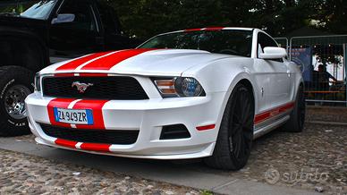 FORD MUSTANG 4000 v6
