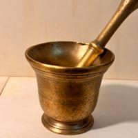 Antiquariato-Mortaio e pestello in bronzo