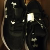 Under Armour numero 38e1/2