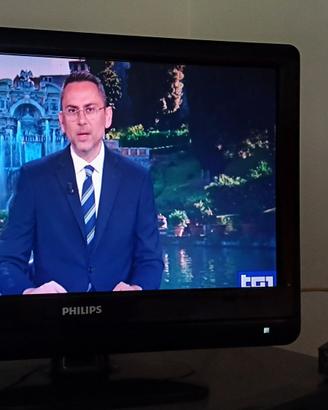TV Philips 22" ideale per cucina e anziani