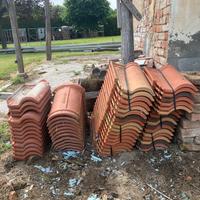 Tegole di vario tipo €1 al Pz.