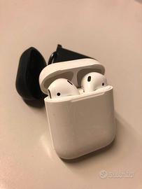 AirPods Apple