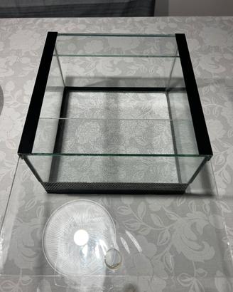 Teca in vetro artigianale per rettili ed esposizio