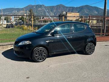 Lancia Ypsilon III 1.0 firefly hybrid Silver s&s 7