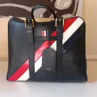 borsa portadocumenti o borsa da viaggio 