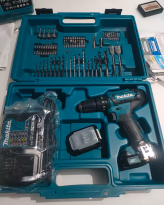  trapano  avvitatore Makita a batteria 