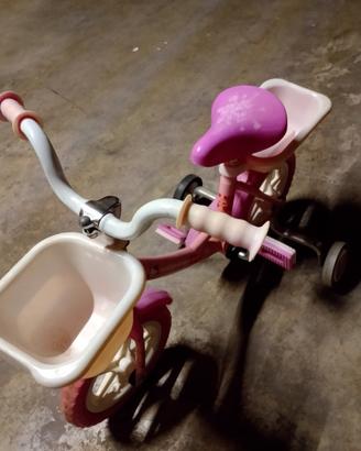 bicicletta hello Kitty rosa