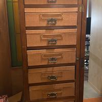 Schedario d’epoca in legno