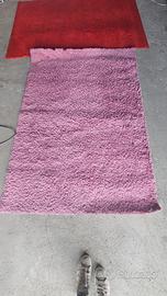 tappeto rosa pelo lungo