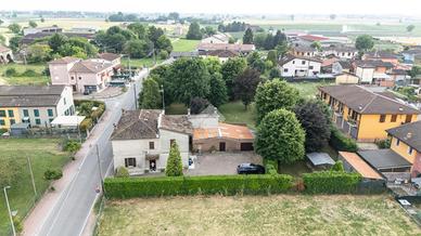 VILLA SINGOLA A PEGOGNAGA