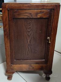 Comodini artigianali 