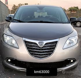 Lancia Ypsilon 1200 benzina neopatentati