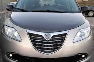 Lancia Ypsilon 1200 benzina neopatentati