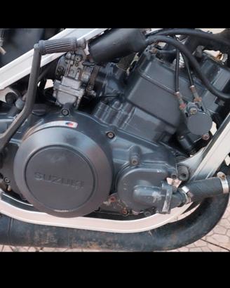 motore Suzuki rg 250
