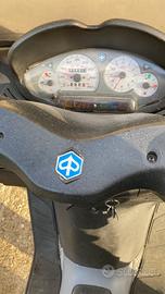 Piaggio X8 125