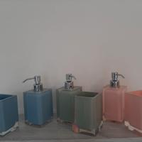 Dosasapone e portaspazzolini da appoggio Gedy