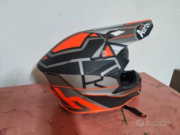 Casco Airoh motocross 