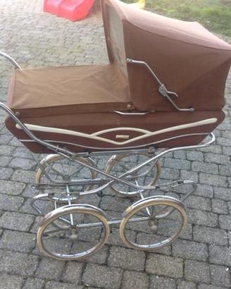 Carrozzina vintage Perry Pram da passeggio anni 60