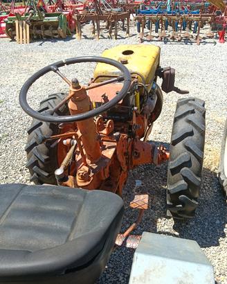 Trattore PASQUALI con Trincia