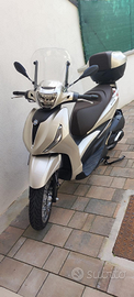 Piaggio Beverly 300