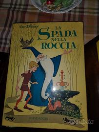 LA SPADA NELLA ROCCIA - Edizione Vintage Mondadori