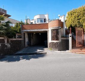 Asta-Appartavilla-Aci Catena (CT)