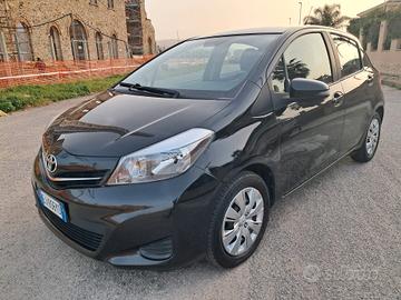 Toyota Yaris 1.0 5 porte Lounge