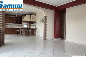 Fondachello, appartamento con garage (CT)