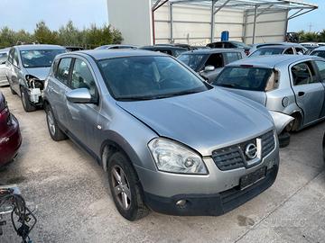 NISSAN QASHQAI ricambi usati