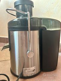 Centrifuga “Clatronic” AR3666 400W in acciaio inox